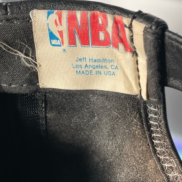 1990s” NBA Chicago Bulls Red/Black Leather Jeff Hamilton Design Strap back Hat - Picture 13 of 16